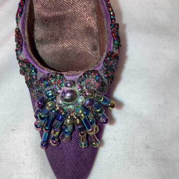 Putting on the Ritz miniature collectible shoe - Picture 9 of 11